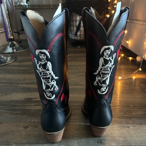 Dingo Queen A Hearts Cowboy Boots - Black - Picture 5 of 9